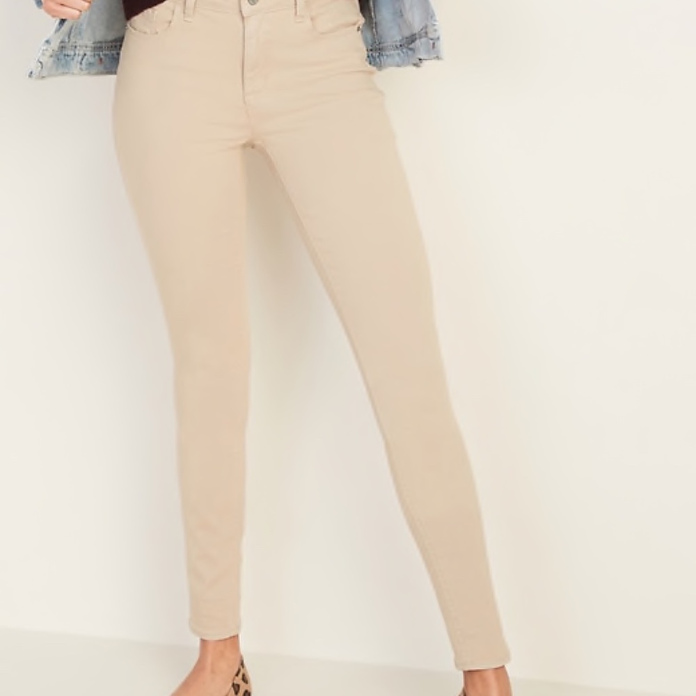 NWT Old Navy Mid-Rise Rockstar Super Skinny Jeans